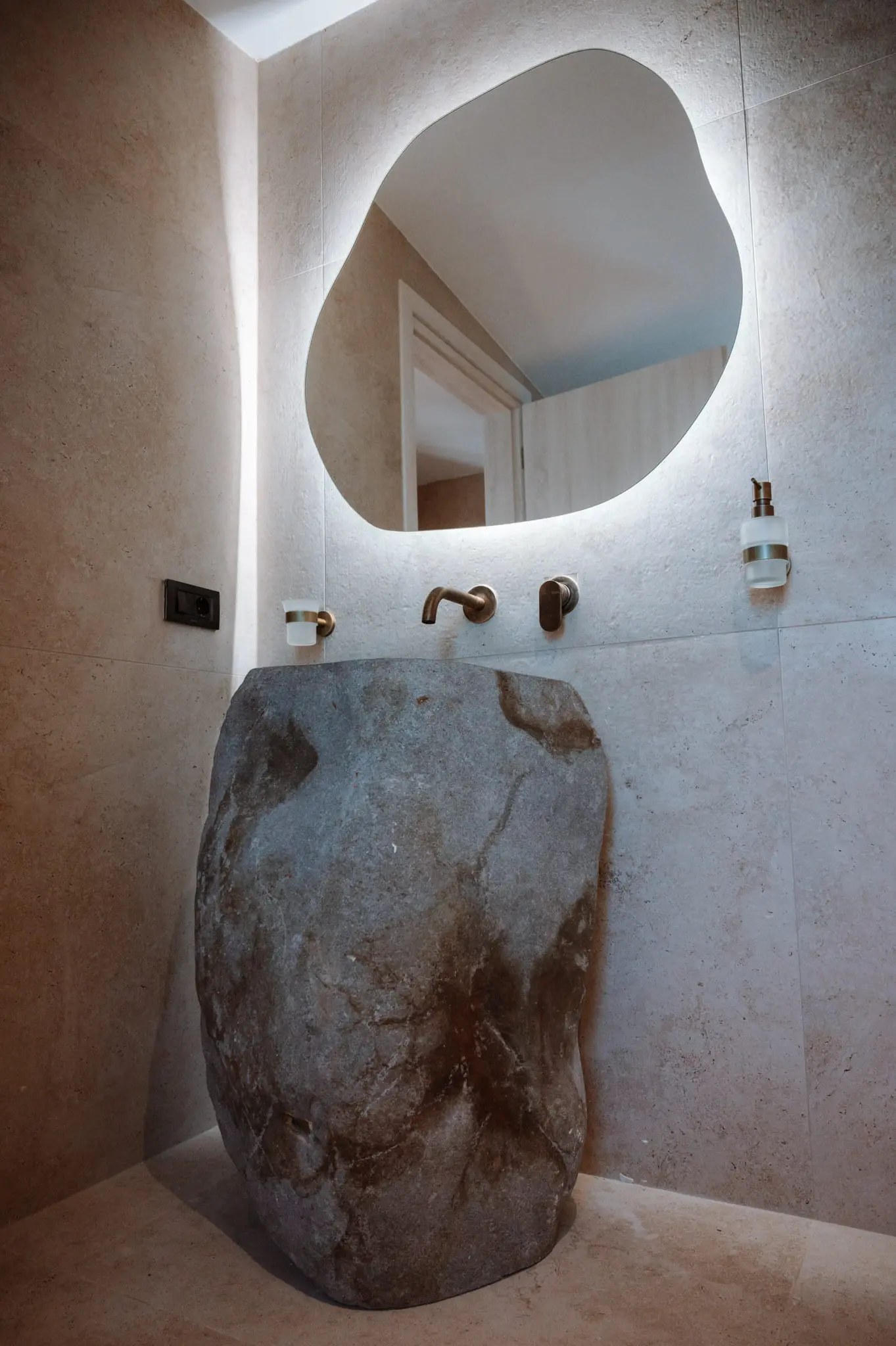 Ciel Suite 2 Loft Space
